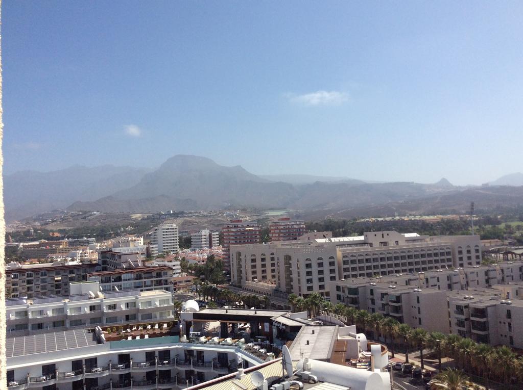 Apartment With Terrace In Playa De Las Americas Ngoại thất bức ảnh