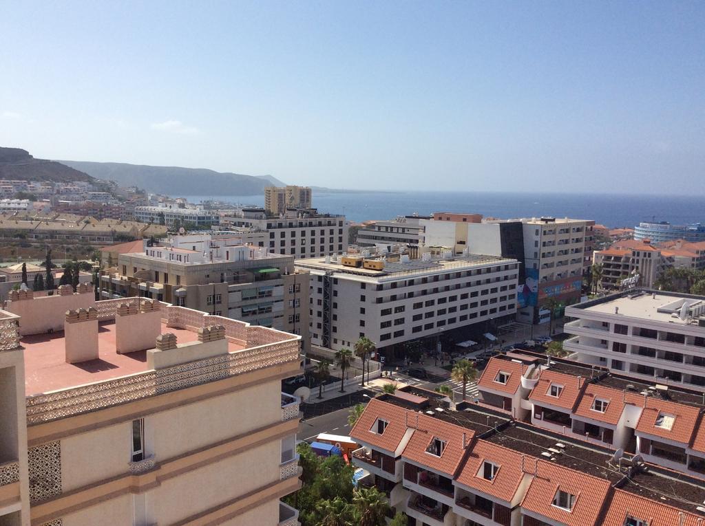 Apartment With Terrace In Playa De Las Americas Ngoại thất bức ảnh