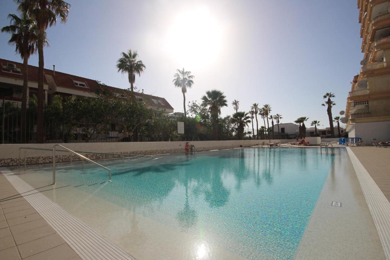 Apartment With Terrace In Playa De Las Americas Ngoại thất bức ảnh