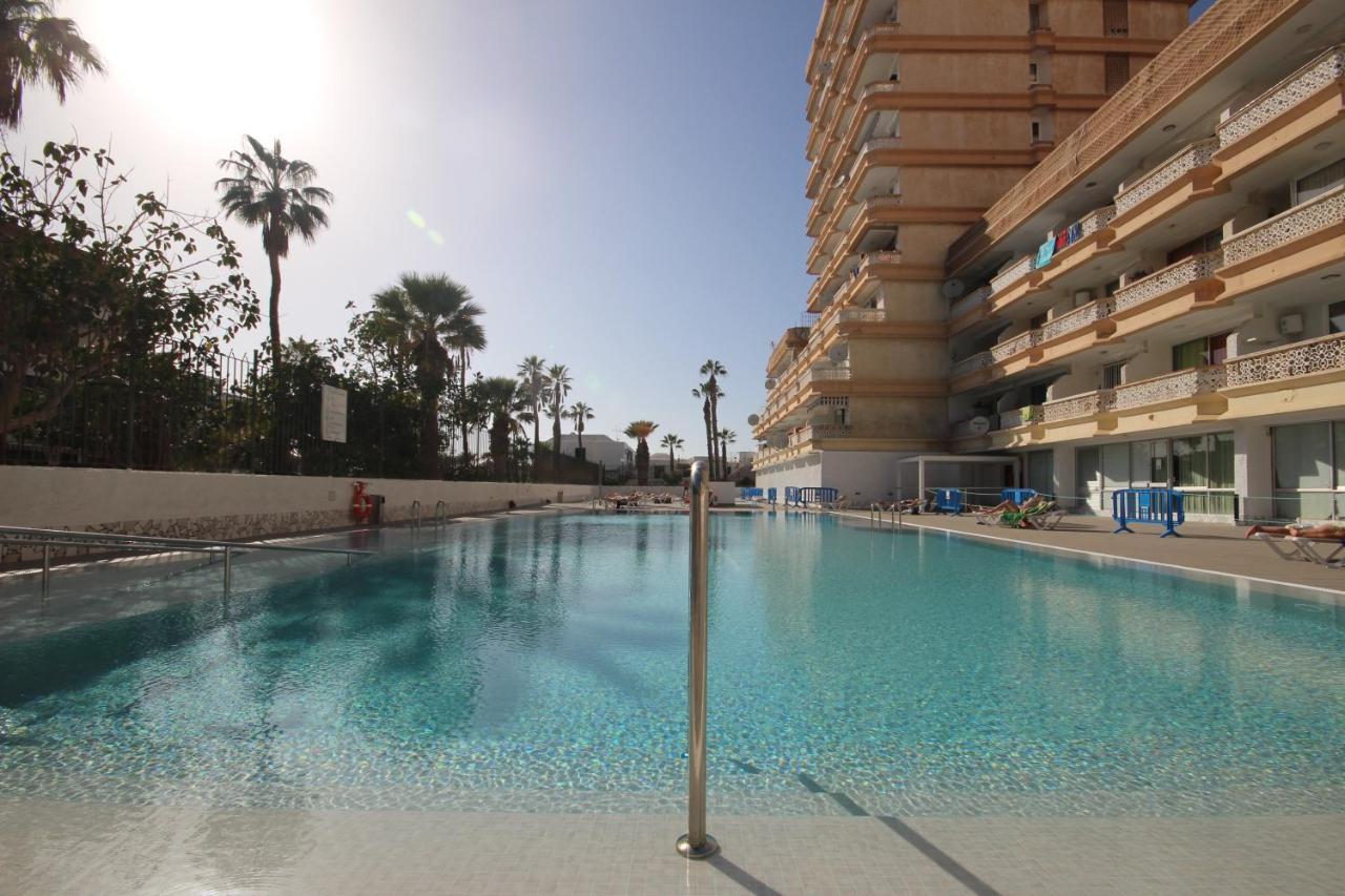 Apartment With Terrace In Playa De Las Americas Ngoại thất bức ảnh