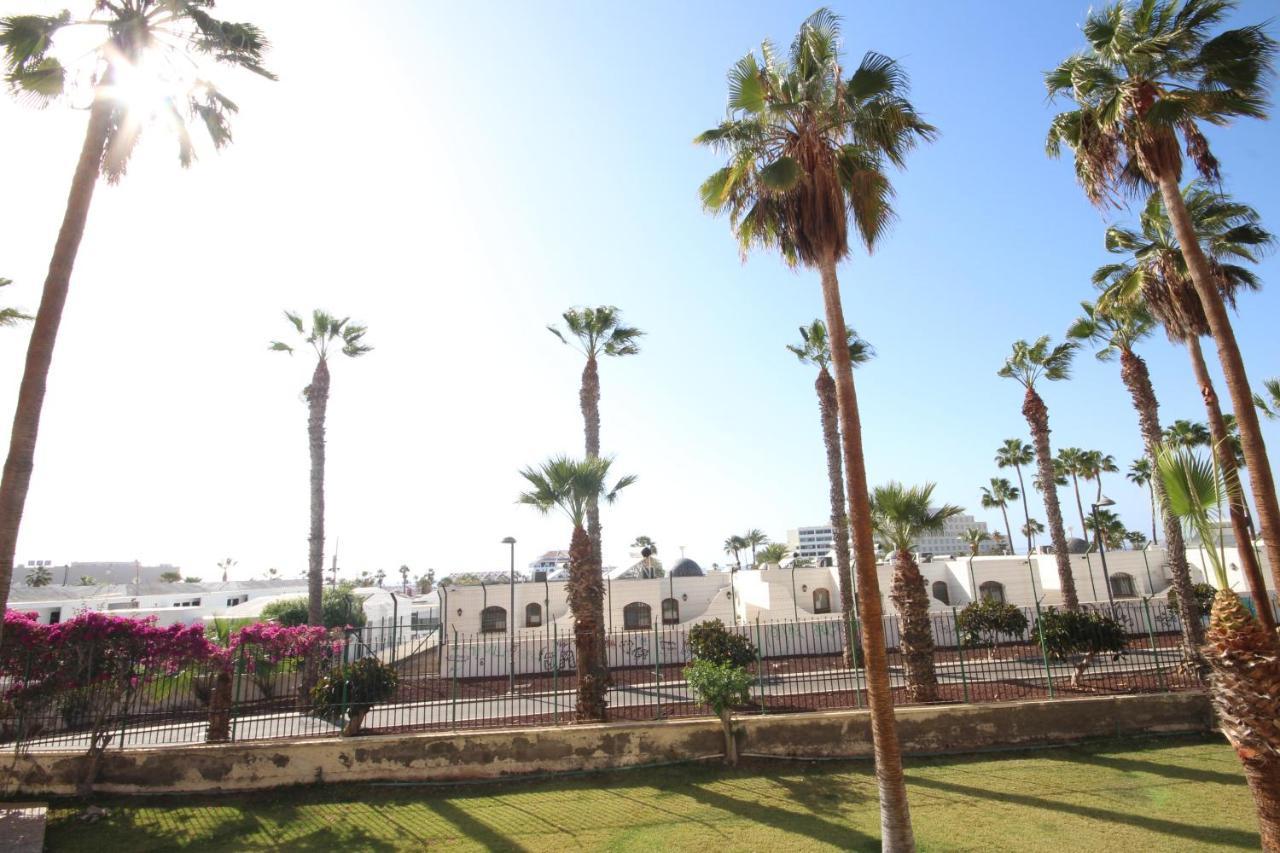 Apartment With Terrace In Playa De Las Americas Ngoại thất bức ảnh