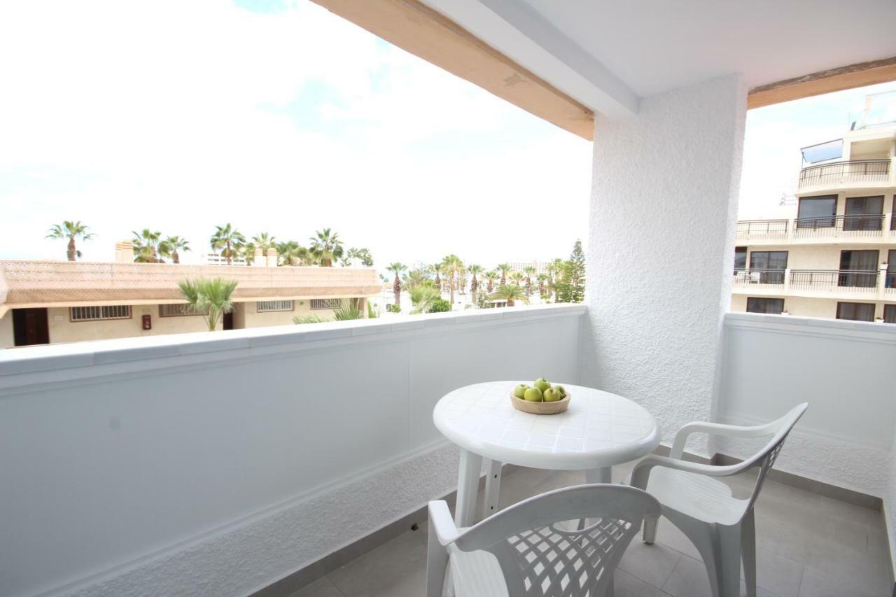 Apartment With Terrace In Playa De Las Americas Ngoại thất bức ảnh